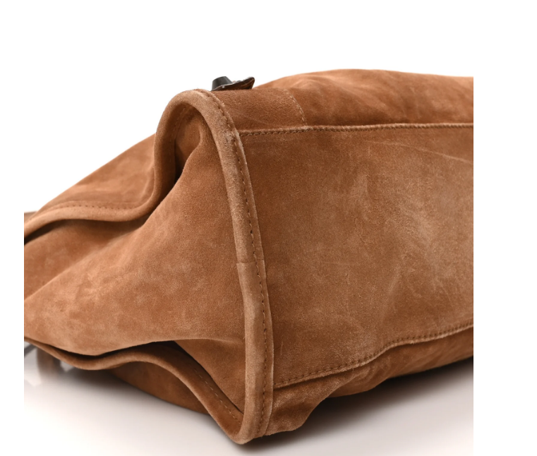 Suede Calfskin Classic Hardware Medium Le City Camel